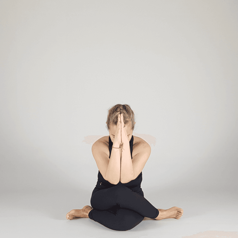 Seated Prayer Bow