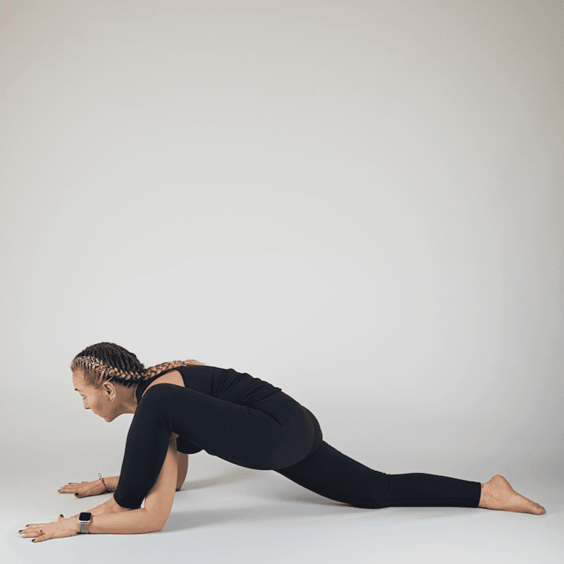 Low Lunge on Forearms